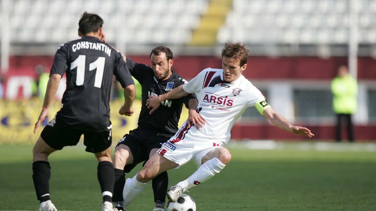 I-a curentat Hizo!