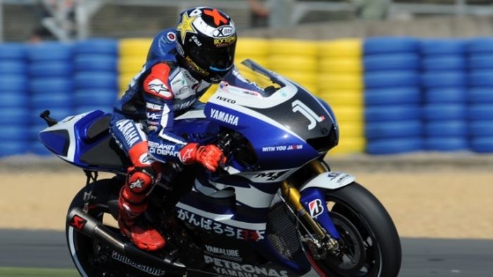 INCREDIBIL E campion mondial la motociclism,** dar NU ARE PERMIS de conducere! Anunțul prin care și-a uimit fanii pe Facebook