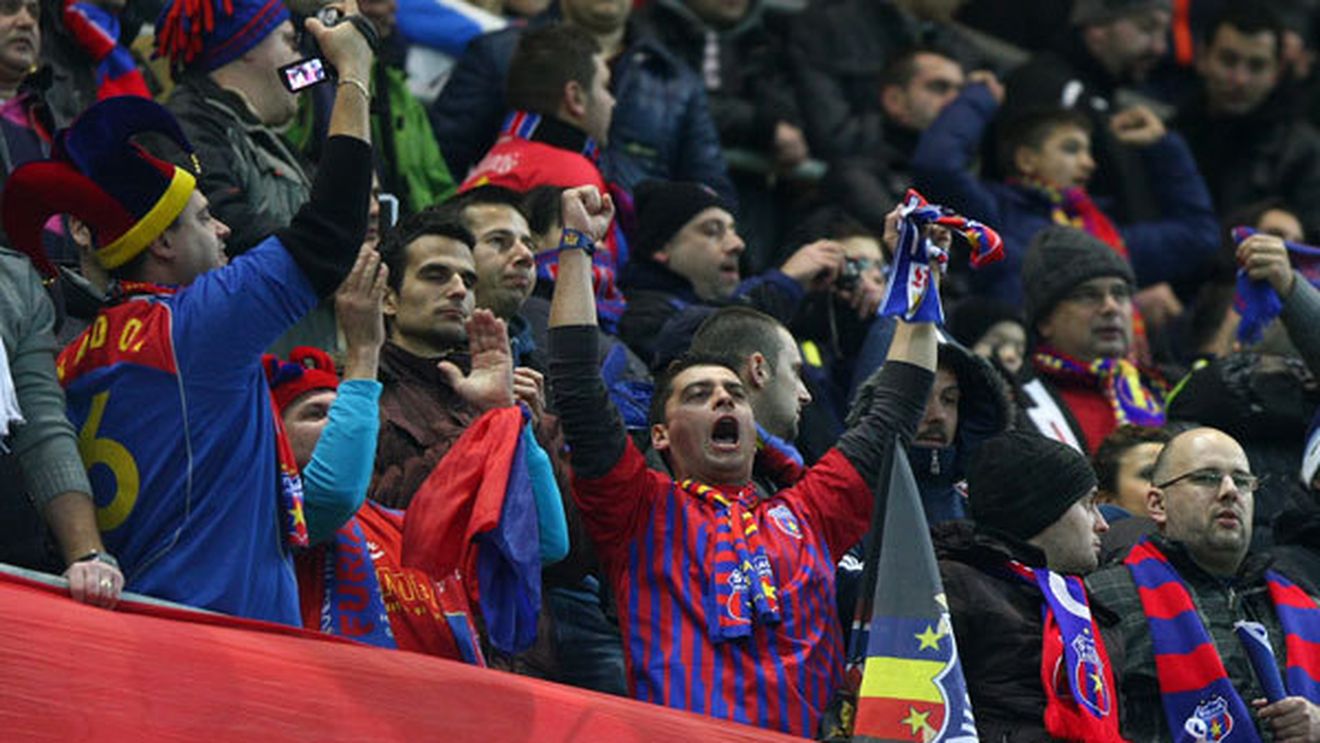 Steaua - Dinamo. 11.000 de bilete vândute pentru "Marele Derby". Campioana mai scoate la vânzare încă o tranșă de tichete, tot online