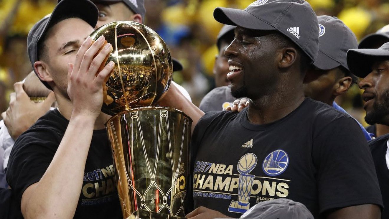 Golden State Warriors s-a impus categoric în finala cu Cleveland Cavaliers și a câștigat al doilea titlu consecutiv în NBA