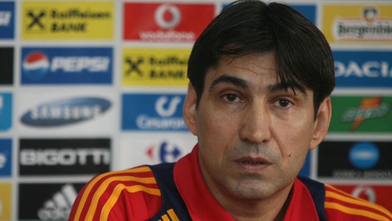 Pițurcă: "Chivu și Rădoi ar putea rămâne pe bancă cu Italia"