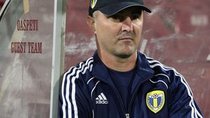 Răchită își menajează cei mai buni jucători pentru meciul cu Dinamo!** Cine va lipsi de la Petrolul