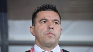 Nu toată lumea este încântată de debutul lui Contra: "Faptul că suntem superiori Kazahstanului nu trebuie să ne dea stări de extaz. Cu Danemarca a fost rezultatul bun, dar ca joc nu poți să spui că am excelat"