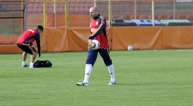 Bogdan Stelea, în top 100 cei mai buni portari din ultimii 25 de ani!** Vezi cine a fost desemnat cel mai bun goalkeper