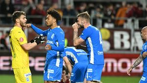 Atacantul Universităţii Craiova s-a „reinventat” în Georgia. A marcat din nou, iar Mirel Rădoi îl poate avea în lot din vară