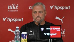 Tatăl antrenorului de la Spartak Trnava a fost aproape să preia Universitatea Craiova: „M-a rugat să fac asta”. Totul despre adversara oltenilor din Conference League