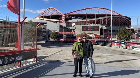 Ce a pățit celebrul român în Lisabona, când a intrat într-o frizerie. Peste cine a dat acolo