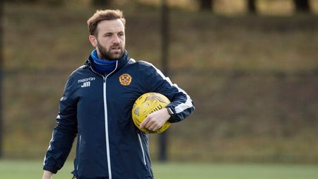 Fostul secund al naţionalei Scoţiei, în tratative cu Pandurii. Impresarul din conducerea clubului gorjean vrea să facă mutări pe banca tehnică. Reacţia lui Călin Cojocaru