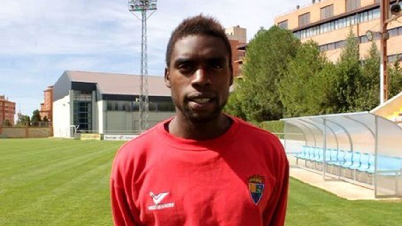 Dinamo caută fundaș stânga, iar refuzații "câinilor" fac spectacol în Liga I!