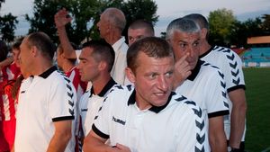 Dorinel vrea împăcare cu fanii!