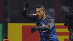 Interul lui Mazzarri promite. VIDEO - Probabil cel mai frumos gol al lunii: Freddy Guarin, reușită din "parada scorpionului"