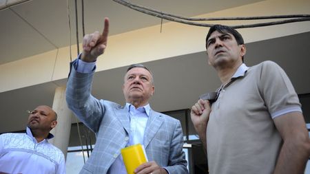 România nu mai joacă acasă de frica fanilor, criticile vin în continuare pentru federali:** "Nu trebuie să fugim afară"