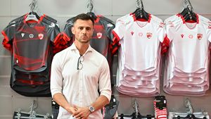 Dinamo o sfidează pe FCSB și negociază transferul fotbalistului pe care Gigi Becali l-a ratat în mod neașteptat