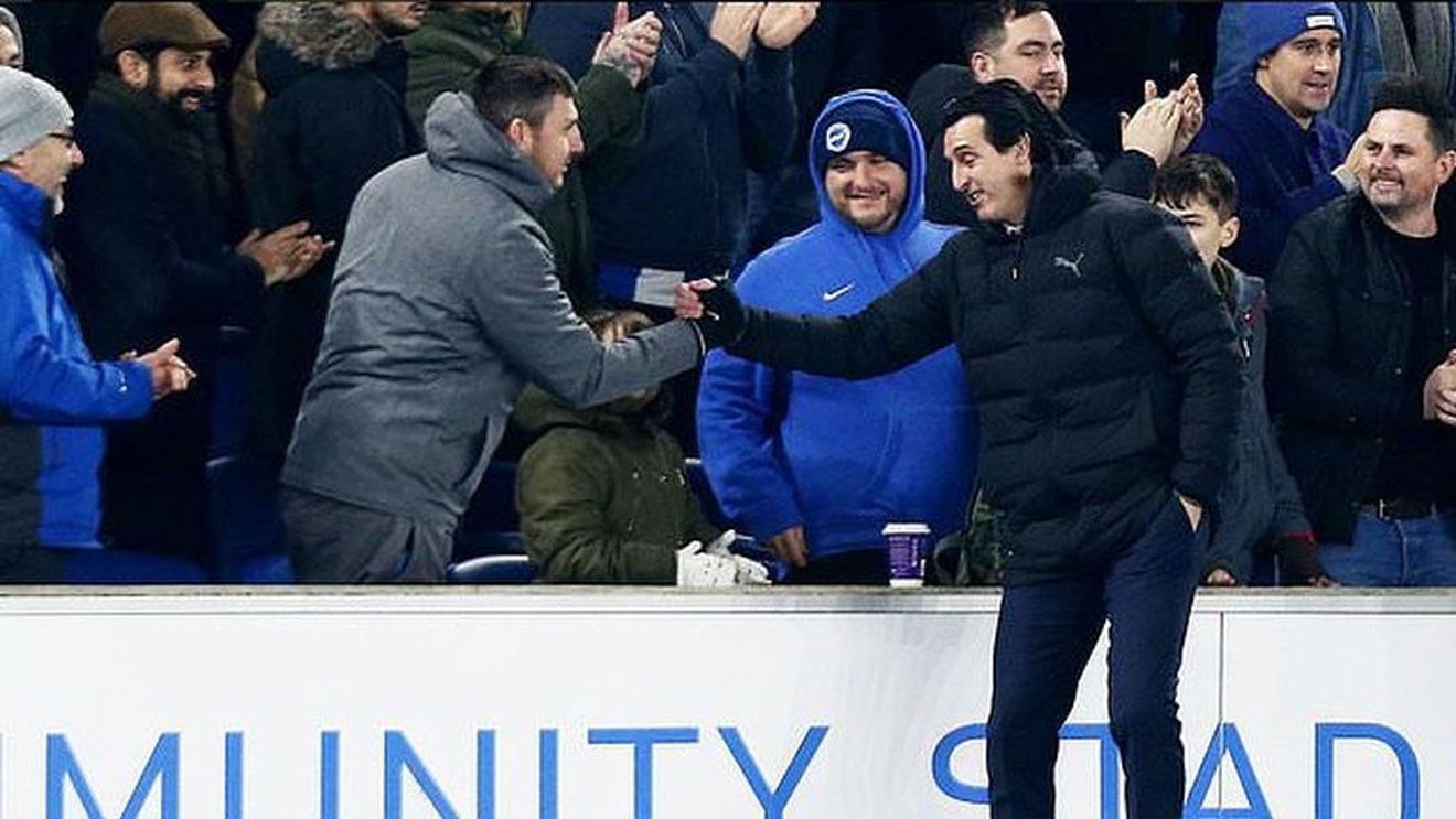 Unai Emery, amendă de 8900 de euro după ce a lovit cu o sticlă un fan al lui Brighton