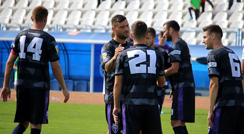 Derby alb-violet pe Știința, între Poli și Argeș.** Mugur Gușatu crede că l-a ghicit pe Nicolae Dică: 