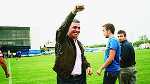 Apel la glorii!** "Credem în vise! Legendele vor salva Steaua!"