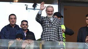 Vin banii la Gigi Becali. Cum explodează sumele cu transferul lui Alibec: „Iau de trei ori mai mulți bani”