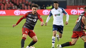 Andrei Dumitru are pașaport românesc, are 17 ani, e decar și joacă în naționala Canadei, iar acum a debutat la Toronto FC!