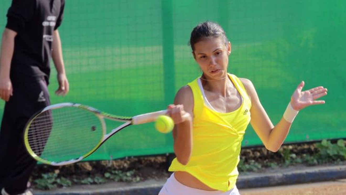 Raluca Olaru, eliminată și la simplu, și la dublu (GALERIE FOTO)