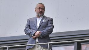 Mihai Rotaru vrea să dea mega-lovitura verii! Transferă un fotbalist deținut de Manchester City: cine este Filip Krastev, „magicianul Bulgariei”