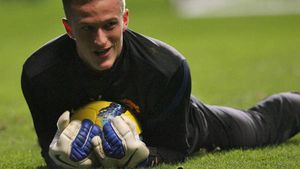 Homosexualitatea, subiect tabu în fotbal!** Lindegaard, portarul lui United atacă lumea fotbalului: "Fanii sunt primitivi, intoleranți"