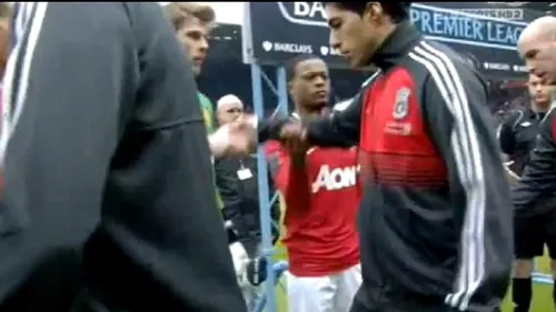 Scene INCREDIBILE!** VIDEO Suarez și Evra, din nou la un pas de BĂ‚TAIE! UITE cum l-a provocat uruguayanul pe francez