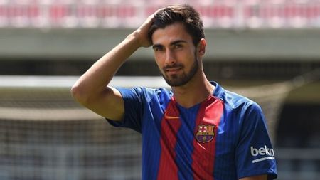 FOTO | Barcelona și-a prezentat jucătorul de 50 de milioane de euro: "Messi și Iniesta sunt motivele pentru care am venit aici"