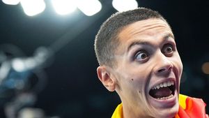 David Popovici, victima unui fake news ordinar! A lansat un apel public, după ce o declarația a lui a fost manipulată pentru a părea că îl susține pe Călin Georgescu: „Fals!”