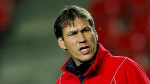 Antrenor Lille: "Trebuie să demonstrăm pe hârtie că suntem mai buni"