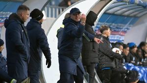 De ce nu l-a folosit Leo Grozavu tot meciul pe Luis Phelipe împotriva Universității Craiova! Adevăratul motiv o să îl pună pe gânduri pe Gigi Becali: ce a cerut brazilianul