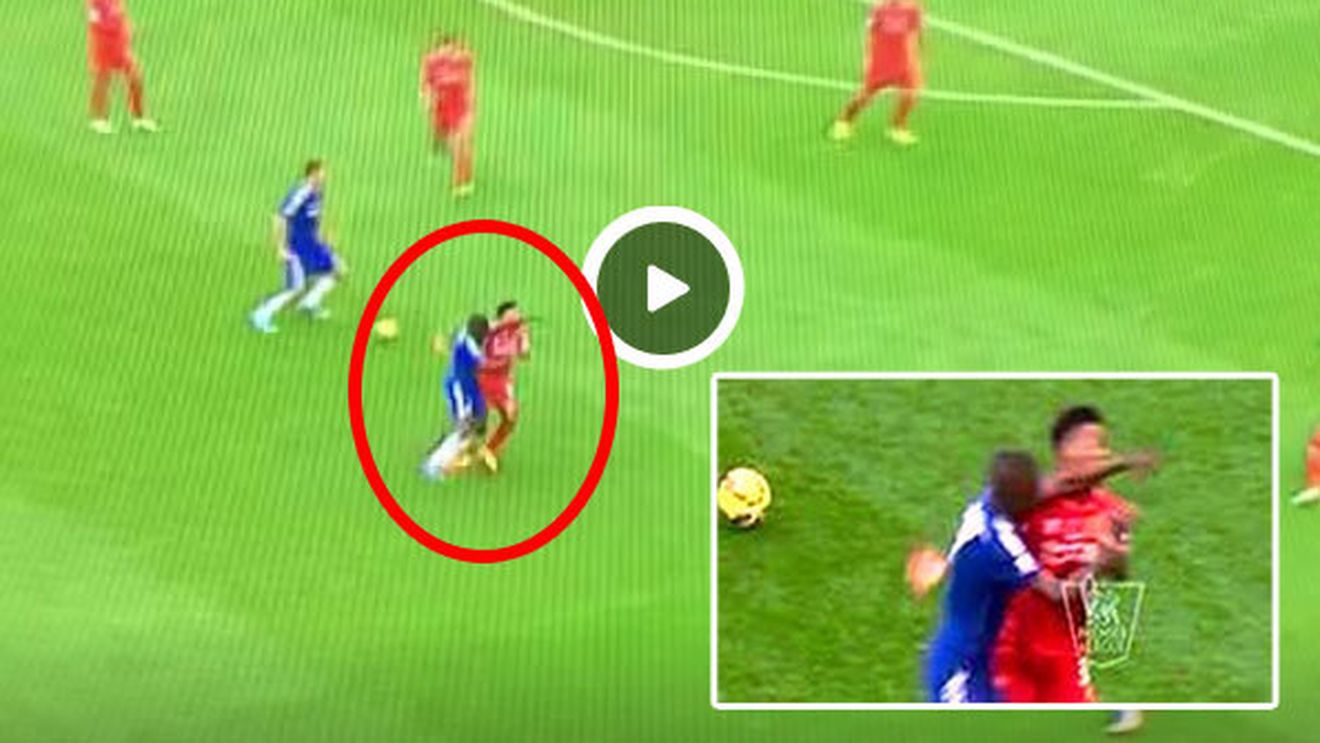 VIDEO | Sterling, avertizat cu "galben" după ce a fost lovit în față de Ramires