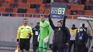 CFR Cluj s-a despărțit și de portarul Grzegorz Sandomierski: „Succes, Sando, powodzenia!”