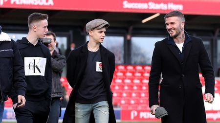 Fiul legendarului David Beckham, Romeo, a debutat în fotbalul profesionist la vârsta de 19 ani!
