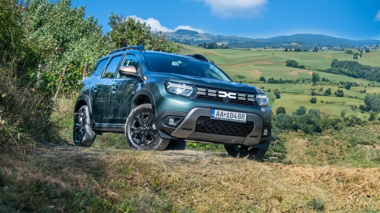 Dacia Duster Extreme 4x4 e mașina pe care englezii au ales s-o folosească în operațiunile de salvare