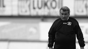 Manea: **"Nu știu câți fotbaliști ca Neagu a avut Rapid! Mâine vom juca pentru el"