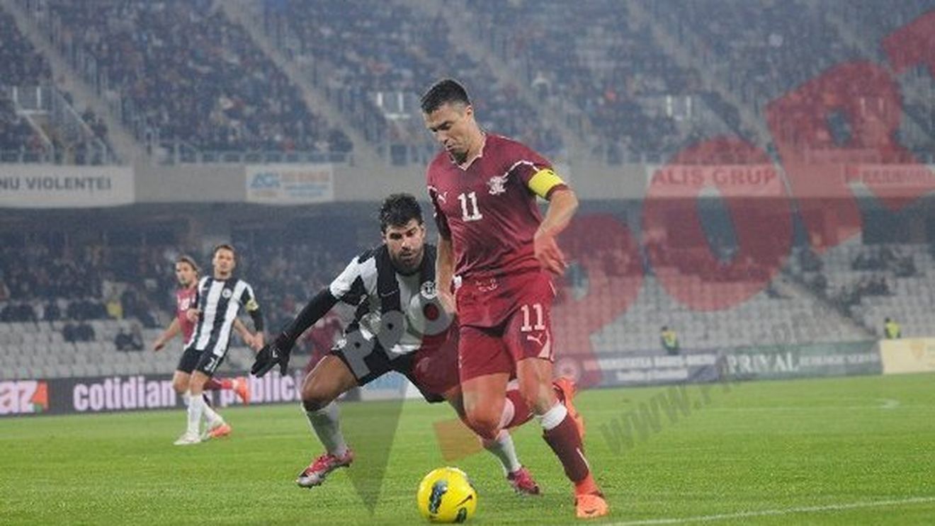 "Capul familiei e bolnav! Și Galata a câștigat titlul cu jucători neplătiți de opt luni"** Ă‚sta e spiritul Rapidului! Pancu adună echipa lângă el: nu vrea să plece din Giulești