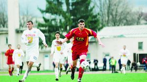 Cum lucrează mafia pariurilor în România: 50.000 euro ca să pierzi un meci!