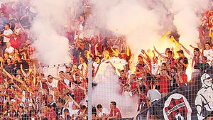 Atenție, vin "Îngerii Albi" la București!** 400 dintre cei mai fanatici suporteri slovaci vor fi în tribunele Național Arena