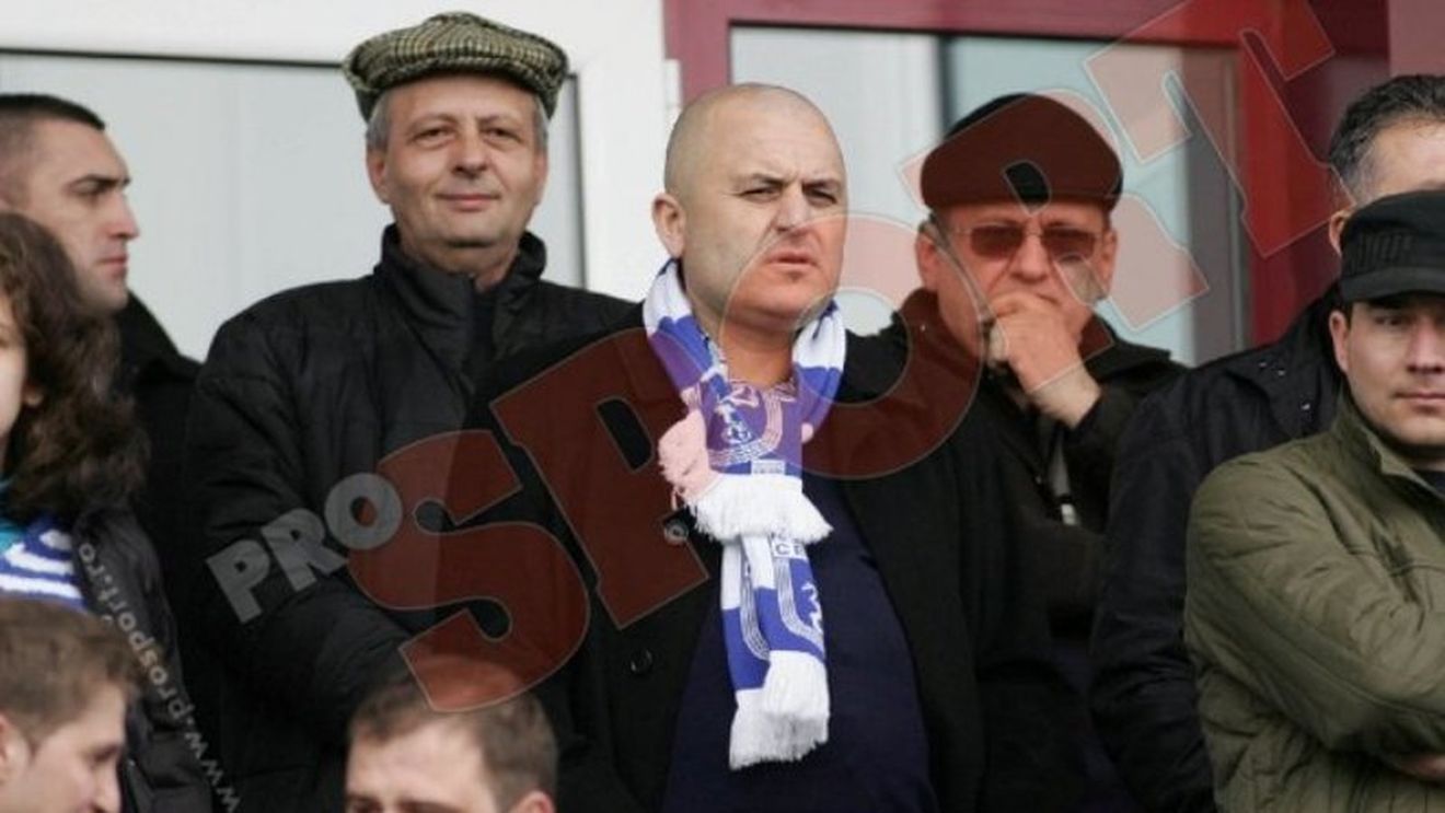 Încă un atac la Mititelu: "Nu a făcut nimic la Craiova!** Ar trebui să numească echipa Severin"