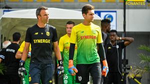 Napoli și-a găsit portar. Reacția lui Tătărușanu: el e motivul din cauza căruia internaționalul a ratat transferul carierei