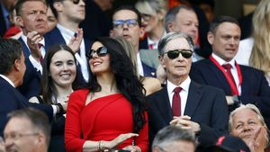 Liverpool fentează legile BREXIT. Ce se ascunde în spatele preluării clubului Malaga de către gigantul FSG, care e şi proprietarul „cormoranilor”