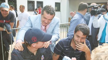 Becali către Goian: „Nu vezi, mă, că nu te ia nimeni?"