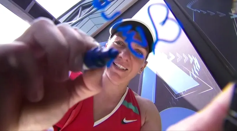 Simona Halep, savuroasă după debutul victorios de la Australian Open! Ce a scris pe camera de filmat: „Zâmbiți, vă rog!