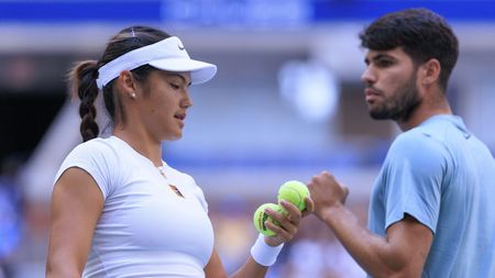 Carlos Alcaraz a ratat-o definitiv pe Emma Răducanu! Cine este noul bărbat din viața britanicei de origine română: „Iubiți”. FOTO