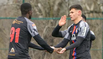 Chindia a defilat în primul amical al anului, contra Vulturii Fărcășești! Ultimul jucător transferat a reușit un hattrick. Ilie Poenaru e mulțumit ”într-o mare măsură”