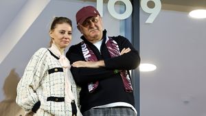 Gestul fabulos al fiului cel mare al lui Dan Șucu. Decizia pe care a luat-o după ce a primit bursă la ASE, unde a rămas la studii, deși fusese admis la facultăți din Anglia și Spania