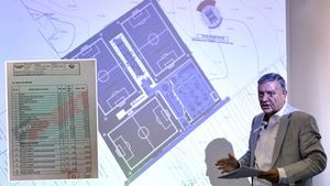 EXCLUSIV | Cum a construit Sandu Centrul Național de la Buftea: telefoane de 1.000 de euro, gazon de trei ori mai scump. "Care-i problema? Erau bani de la FIFA"