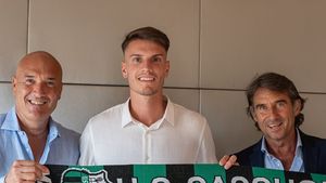 Antrenorul lui Sassuolo, cuvinte mari pentru Daniel Boloca după ce românul a debutat într-un amical câștigat cu 22-0. A fost comparat cu mijlocașul proaspăt plecat la Inter Milano