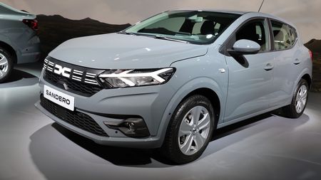 Spaniolii au dat verdictul final despre Dacia Sandero: „Cele 4 lucruri pozitive și cele 4 lucruri negative pe care le are”