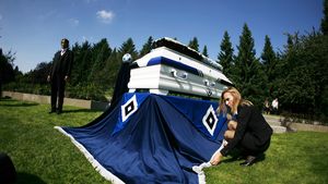 SV Hamburg a inaugurat un cimitir pentru suporteri